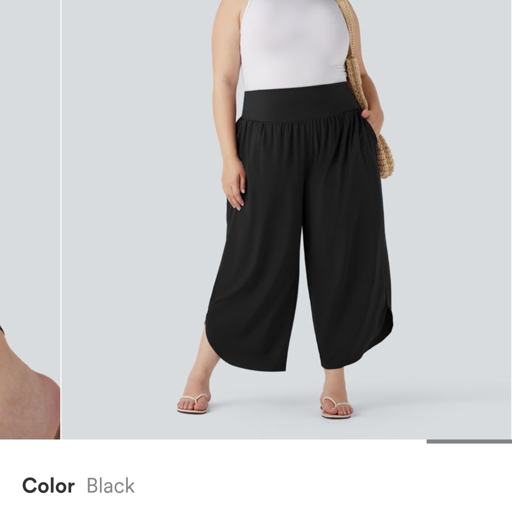 HALARA Women's Black Capris